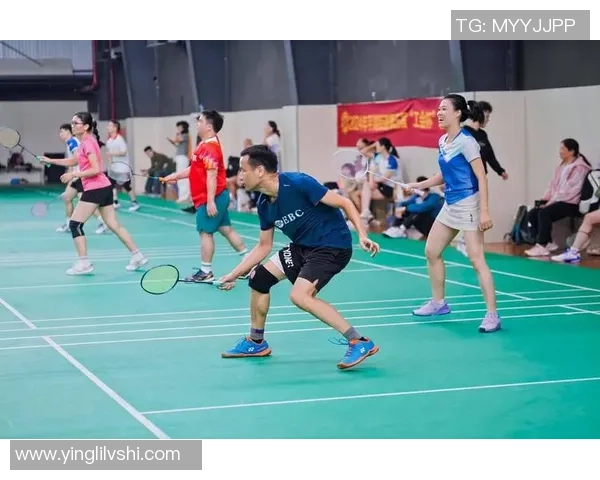 杭州羽毛球队在杯赛中的速度表现分析与精彩瞬间回顾